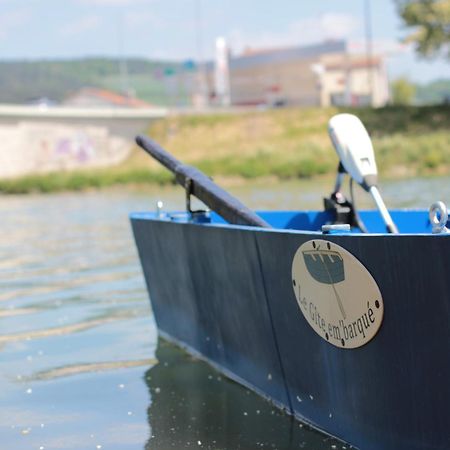Le Gite Embarque - Gere Par Presta-Zen'Services - Barque Electrique En Supplement ヴェルダン・シュル・ムーズ エクステリア 写真